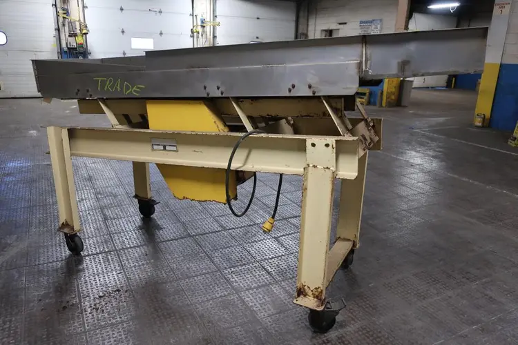 Used NEWCOMBE ENTERPRISES SERIAL #581-014A1381 Vibratory Feeders Kentucky US | Special Projects International #167177