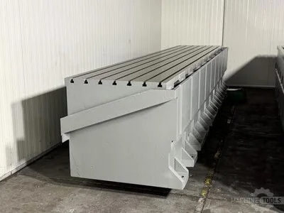 USED 2001 CORREA ANAYAK Box & Drill Tables