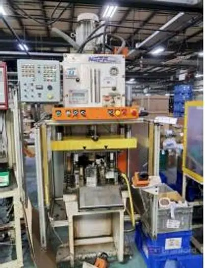 Used 2005 NEFF DF-25-15M C-Frame Presses Michigan US | Midwest Press and Automation #563967