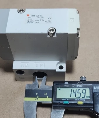 NEW SMC VP544-5DZ1-03A