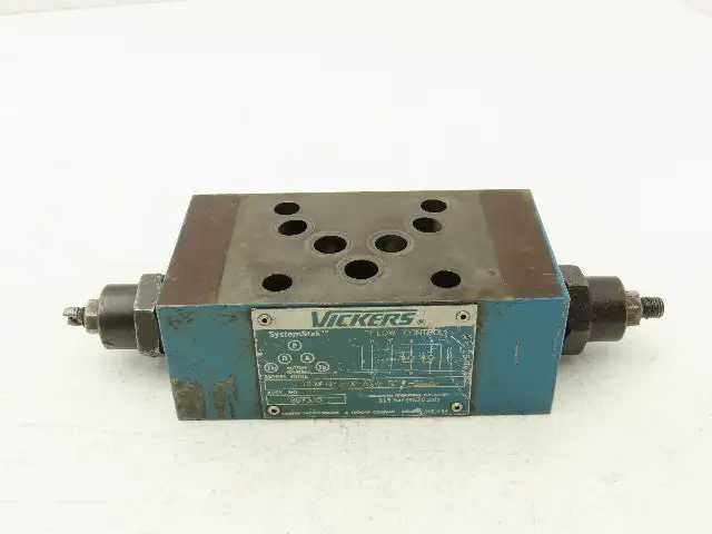 Used VICKERS _UNKNOWN_ Valves/Fittings Indiana US | Arrow Industrial #1365383