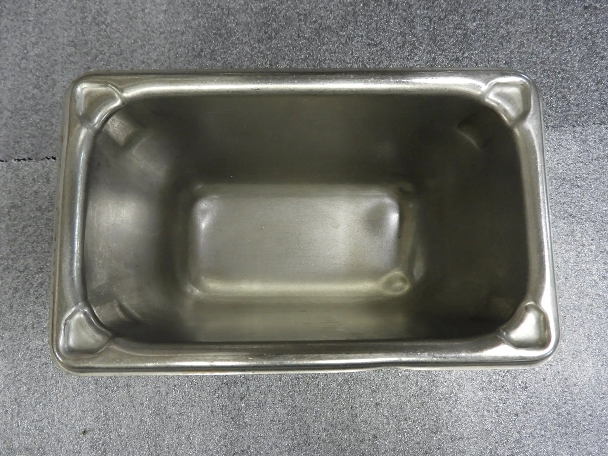 Used Isaac Peoria Used Stainless Steel Steam Table 1/9 Containers C IP Steam Pans Illinois US | Falcon Restaurant Supply #1376584