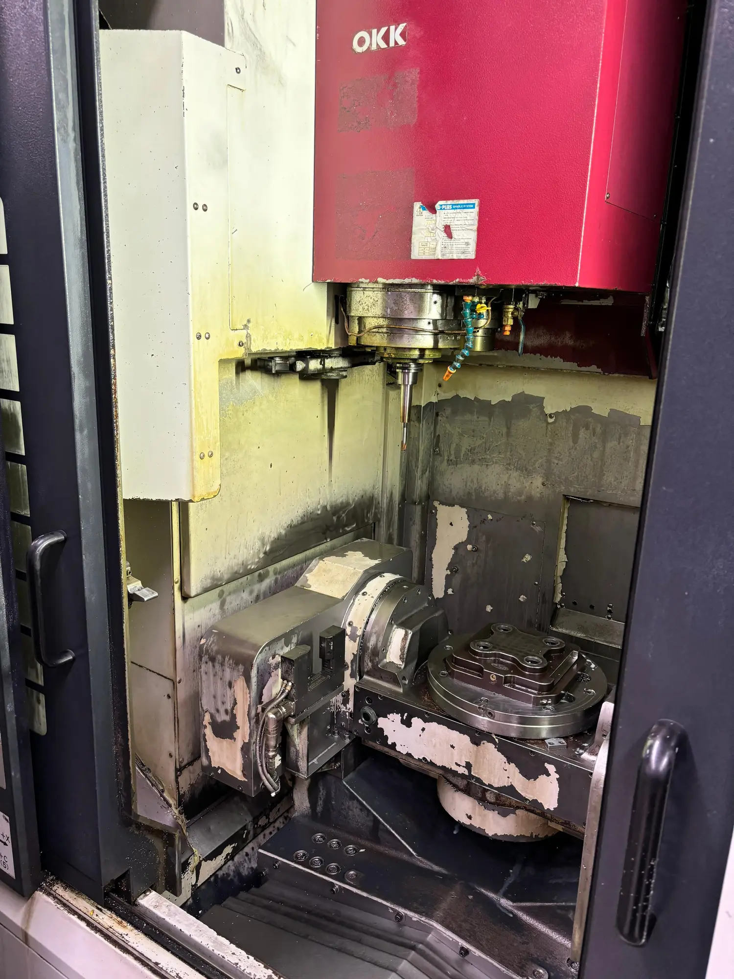 USED 2010 OKK VP-400 CNC VMC