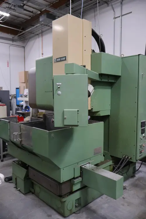 Used 1989 MORI SEIKI MV-JUNIOR Vertical Machining Centers Oregon US | MD Equipment Services LLC #1301933