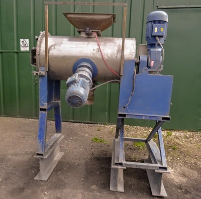 180L S/S Winkworth High Speed  Tee Arm Paddle Mixer Type HMC 200
