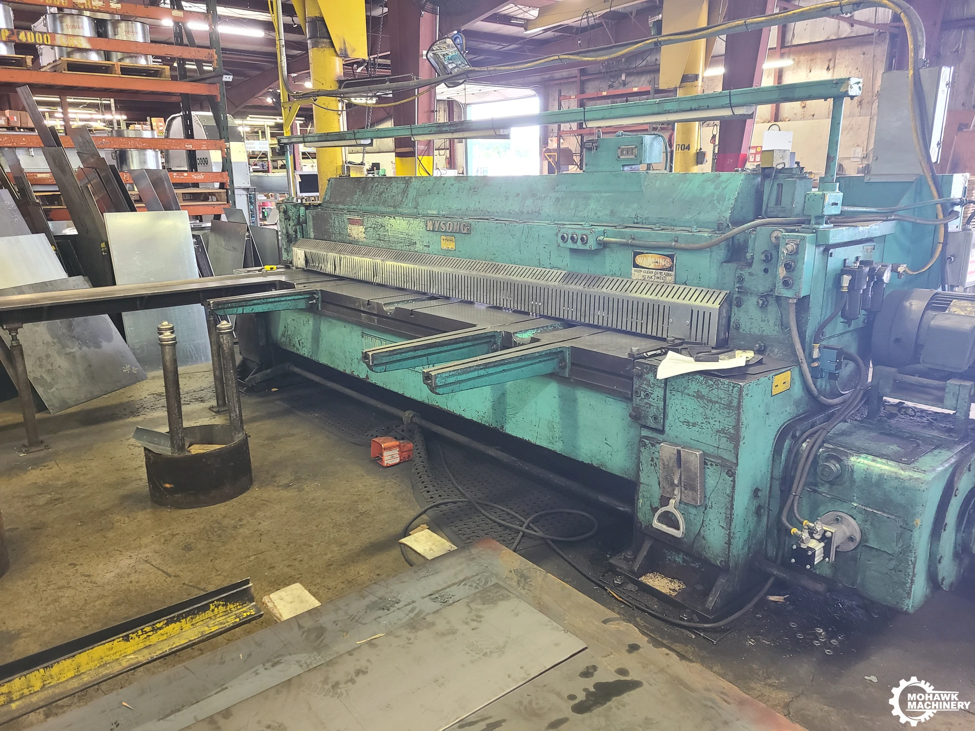 10' x 1/4" WYSONG "1025B" MECHANICAL POWER SQUARING SHEAR w/FRONT OPERATED POWER BACK GAUGE - SQUARING ARM -(3) FRONT SUPPORTS