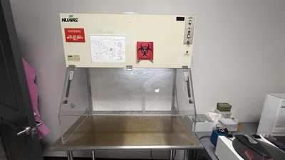 Used NuAire Laminar Flow Hood Laminar Flow Hoods Texas US | PT Medical Technologies #1458441