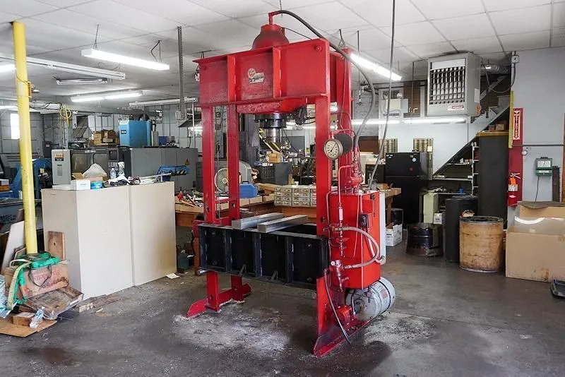 Used KR WILSON _UNKNOWN_ H-Frame Presses Ohio US | Yoder Brothers machinery #1333514