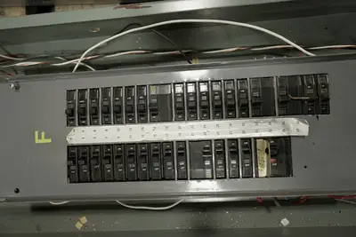 Used Square D 200A (120V/240V) Electrical Panel Electrical Panels Alberta CA | Stan Canada #1344156
