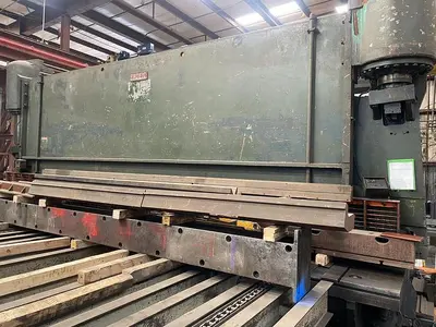 24' X 1-1/4´´ PACIFIC HYDRAULIC SHEAR (USED)