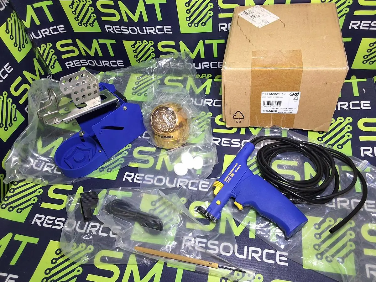 HAKKO FM2024-42 DESOLDERING HANDPIECE WITH ACCESSORIES FM-2024 - BRAND NEW