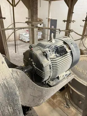 Used RIBBON BLENDER 135 CUBIC FEET Ribbon Blenders Pennsylvania US | Global Equipment International, LLC #880491