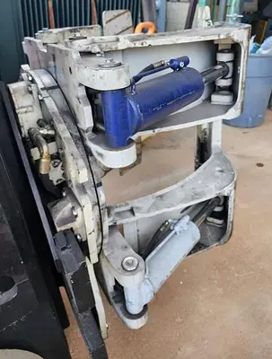 USED 2001 CASCADE 60G-RCP-116