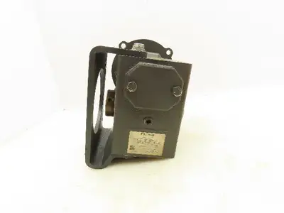 Hub City 0230-03254 PowerCubeX Worm Gearbox 25:1 Reducer 70rpm Hollow Bore 143TC