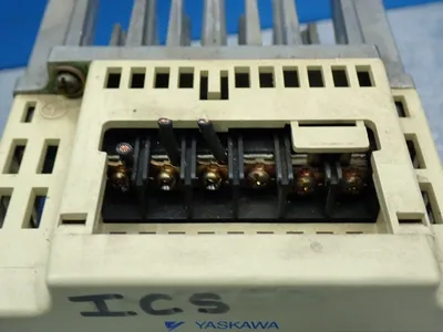 Used YASKAWA CIMRJ7AM40P7 Power Inverters | HGR 24 #747799