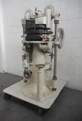 MANESTY RBB3 33-STATION TAB PRESS