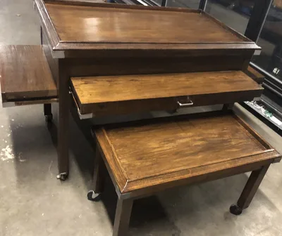 Wooden Expandable Merchandise Table