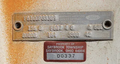 USED FORD TRUCK F617
