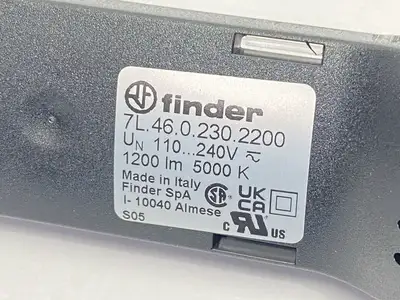 New | in-Stock Finder Series 7L LED Enclosure Light 110-120V 9W CNC Lights Michigan US | Maverick Industrial Sales #1393277
