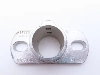 Hollaender 46-7 1-1/4 Speed-Rail Base Flange 1-1/4" Pipe Fits 1.66" OD Lot of 5