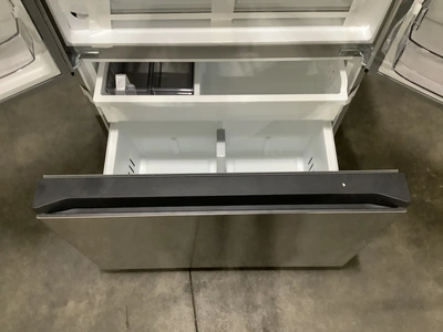 Used MIDEA MRF2716BST Refrigerators Michigan US | Miedema Asset Management Group #1320884