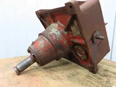 Jervis B Webb 475/10 Webb Worm-Maag Speed Reducer 60.6:1 Gearbox 2-15/16" Output