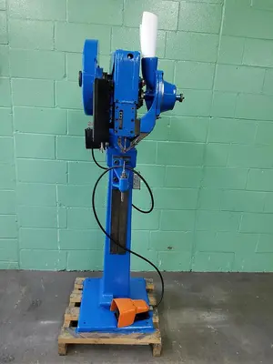 Used CHICAGO 912 Riveters CA | B & B RIVET MACHINE #746472
