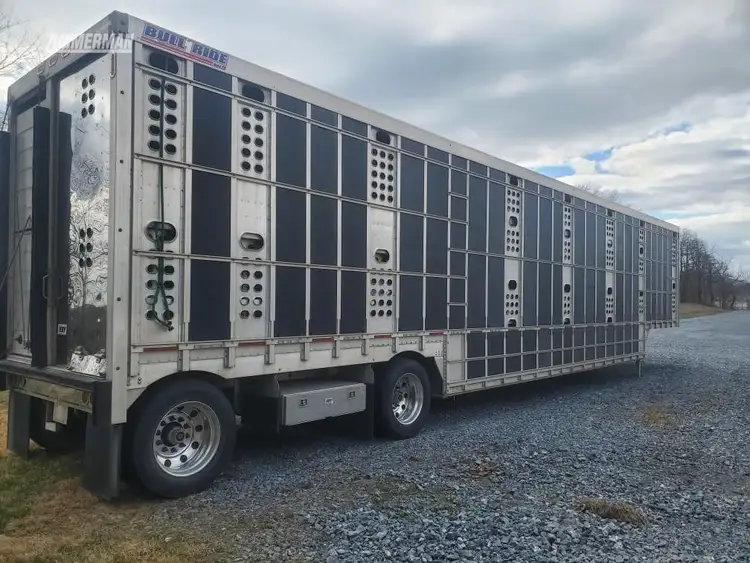 Used 2018 EBY BULL RIDE Livestock Trailers Pennsylvania US | Zimmerman Farm Service #1409825