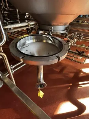 MUELLER 4,150 GALLON Stainless Steel Tanks | Perry Equipment (5)