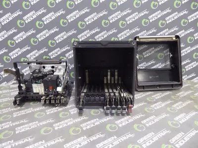 Westinghouse CW Power Relay 289B988A18A 100-600 W 120 V Damaged For Parts