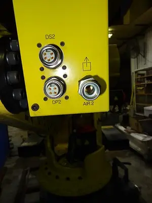 Used 2007 FANUC M900IA/260L Robots Michigan US | Harbor Machinery Inc. #1280914