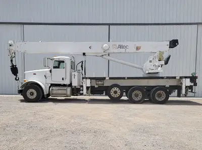 Peterbilt 365 Truck with Altec AC38-127S Crane