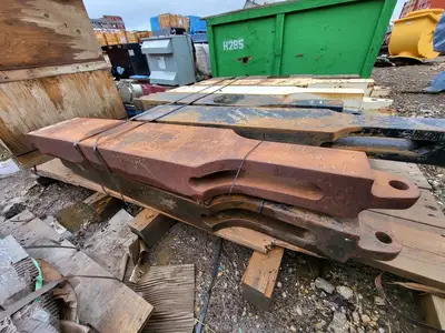 Latch Bar for BUCYRUS 495HF Electric Rope Shovel
