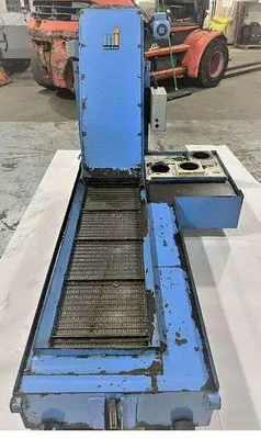 USED 1996 MAYFRAN CHIP CONVEYOR FOR A MAZAK HTC400