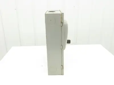 Square D D324 200A Fusible Safety Disconnect Switch Single Throw 240V 3 Pole