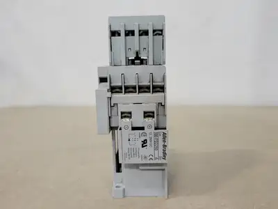 USED ALLEN-BRADLEY 100-C12Z*01