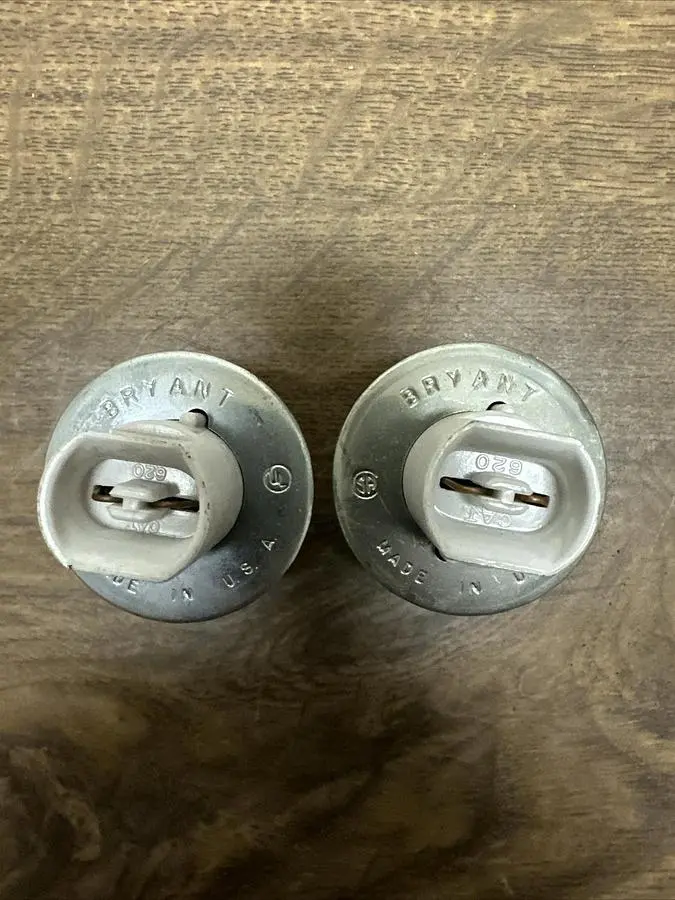 New | in-Stock BRYANT 620-P Electrical Fittings Ohio US | Surplus Asset Holdings #1402990