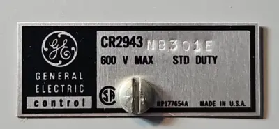 General Eletric CR2943NB301E Switch button. Loc4B19