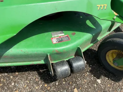 USED JOHN DEERE ZTRAK 777
