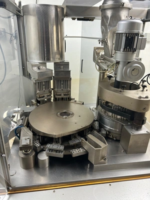 USED 1990 BOSCH 1500