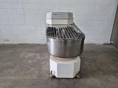 USED 1999 TEKNO 130A
