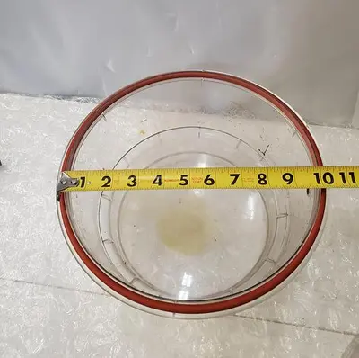 VACUUM DESICCATOR