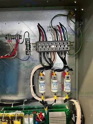 USED SOFT SWITCHING TECHNOLOGIES DS30050A208V4EH2000A PRODYSC DYNAMIC SAG CORRECTOR