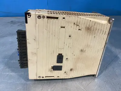 Used YASKAWA SGDV5R4D11A002000 Servo Drives Ohio US | HGR 24 #1335366