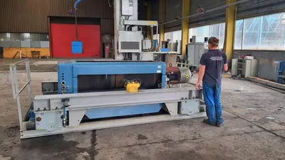 USED DEMAG 32 TON X 25 METER