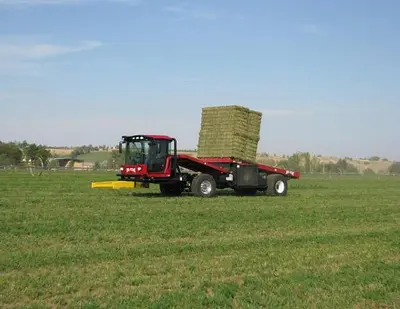 2025 Mil-Stak SP/3255 Self-Propelled Bale Wagon ** New **