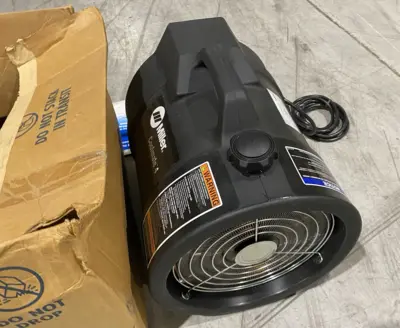 USED MILLER ELECTRIC COOLMATE™ 4 WATER COOLANT SYSTEM 115 V FOR WATER COOLED TORCHES
