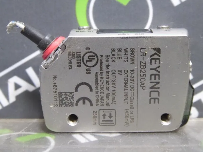 Keyence LR-ZB250AP Self-Contained CMOS Laser Sensor Cut End Used