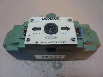 USED VICKERS DG4S-5-6C-W-B-11