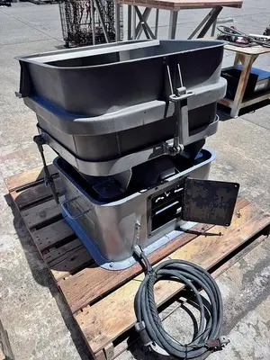 Screen, Vibratory, 24" Square, Single Deck, Dewatering, Stainless Steel, #5991821